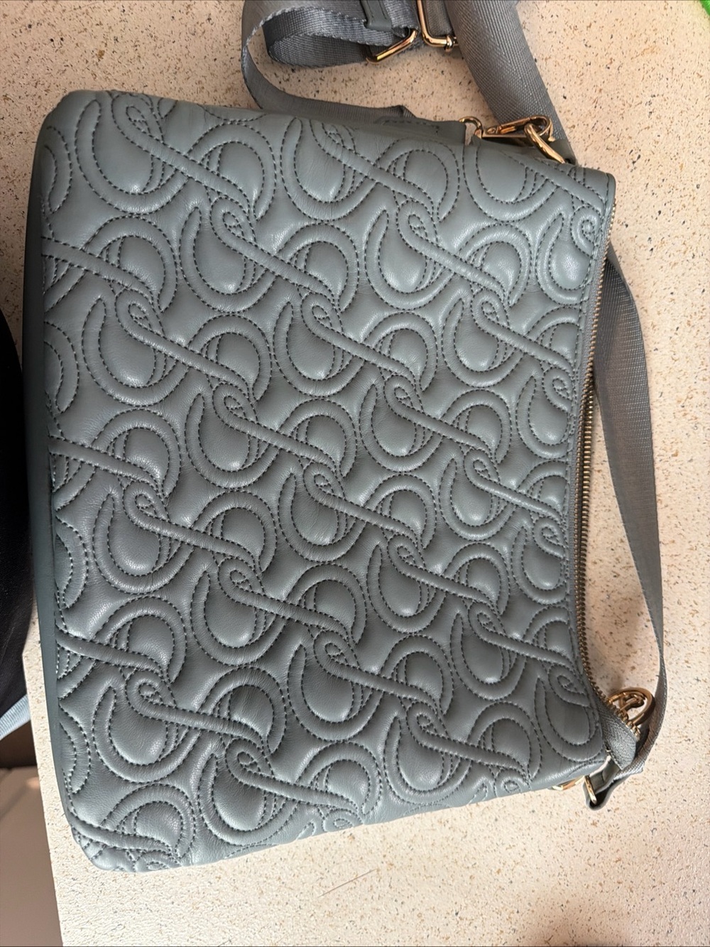 Sam & Libby Quilted Crossbody Bag in Light Gray
